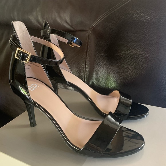 BP Open Toed Heels - Picture 1 of 3